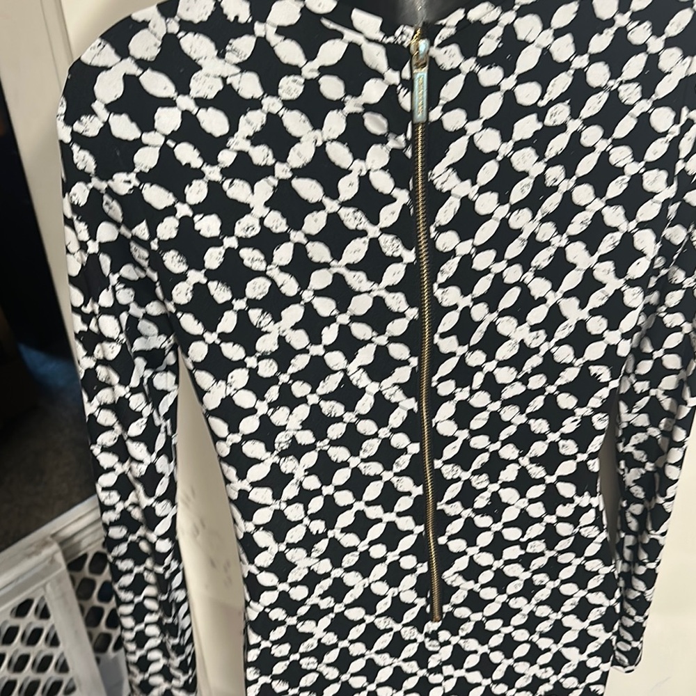4/$16 Micheal Kors Elegant Black and White Patterned Stretchy Dress - Picture 5 of 9